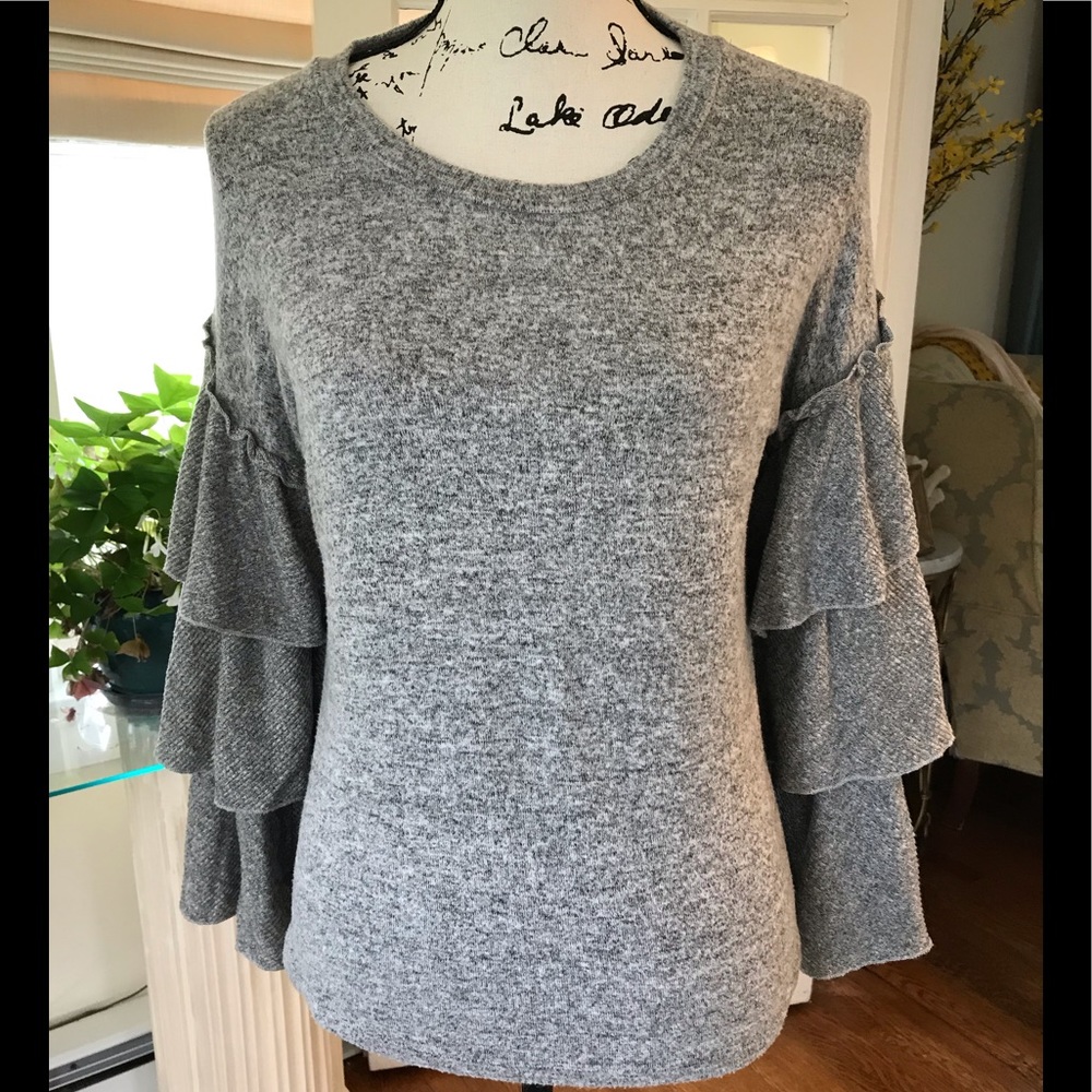 Anthropologie Ruffle sleeve top